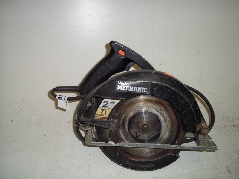 lot 159 image: 7 14 Saw Master Mechanic