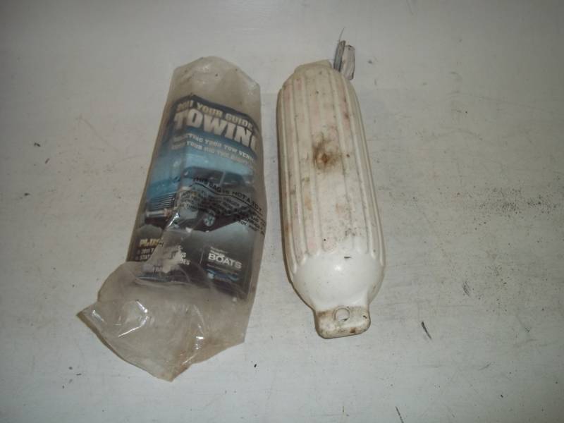 lot 164 image: One Boat Bumper