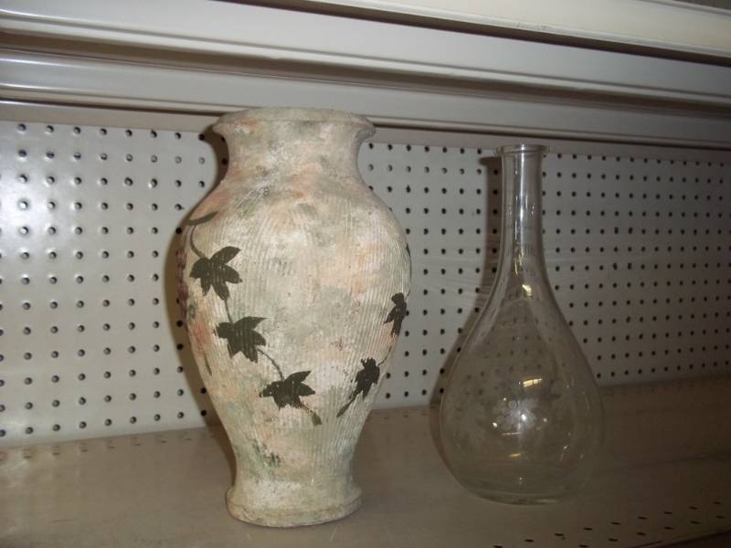 lot 166 image: Pair of Vases