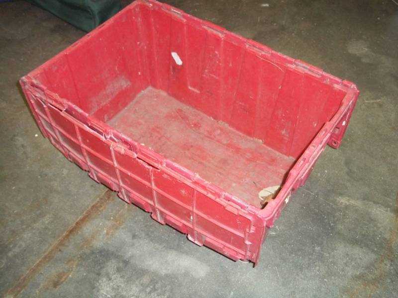 lot 170 image: Storage Tub