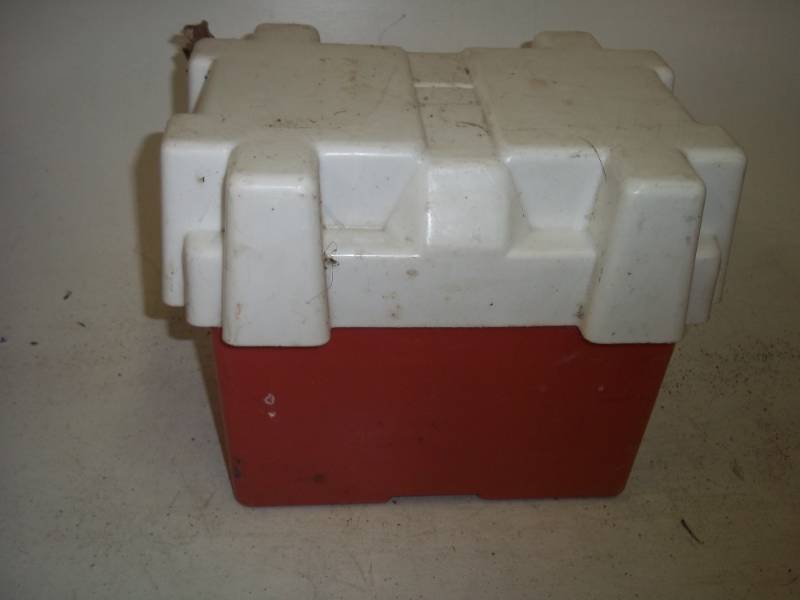 lot 176 image: Battery Box