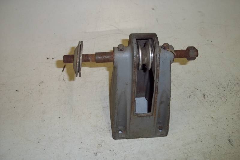 lot 183 image: Bench grinding wheel bracket