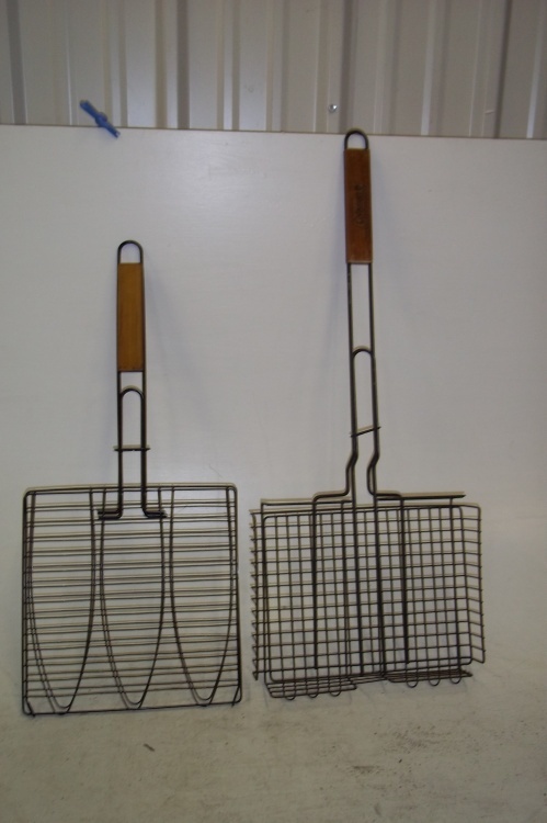 lot 198 image: Pair of Grill Baskets