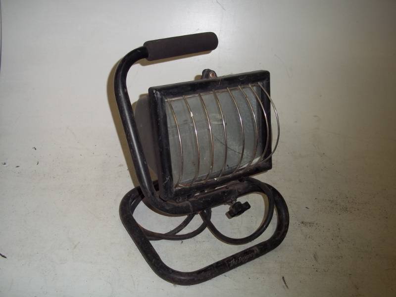 lot 207 image: Work Light Tested and works