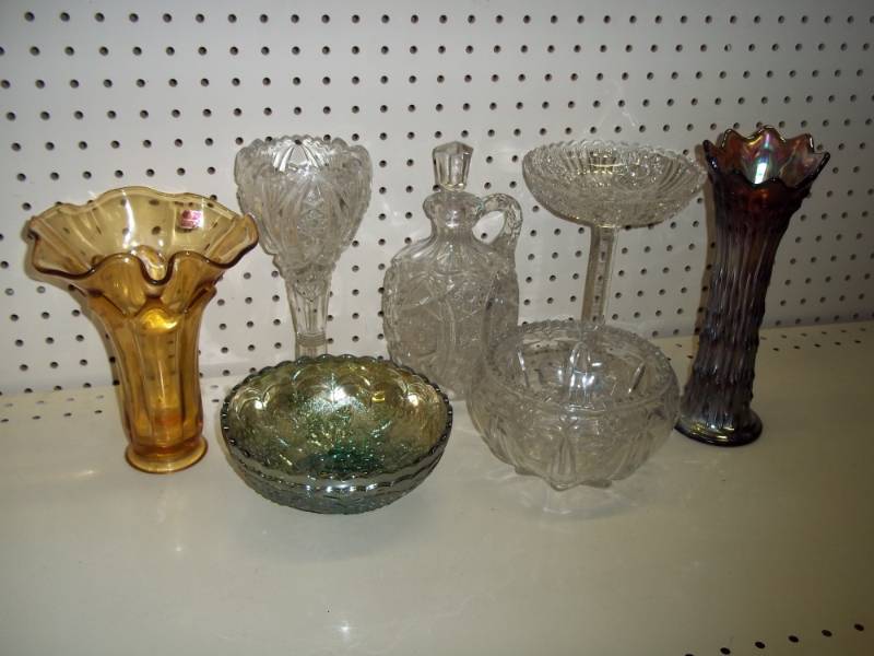 lot 229 image: Assorted Crystal Glass Vases