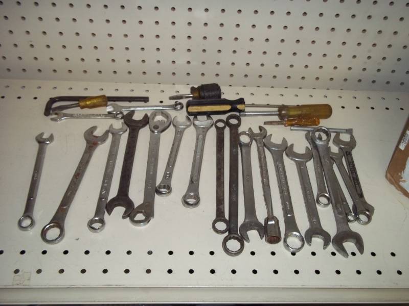 lot 230 image: Wrenches and Tools