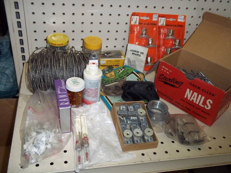 lot 266 image: Assorted Hardware