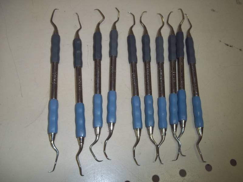 lot 274 image: 10 Dental picks