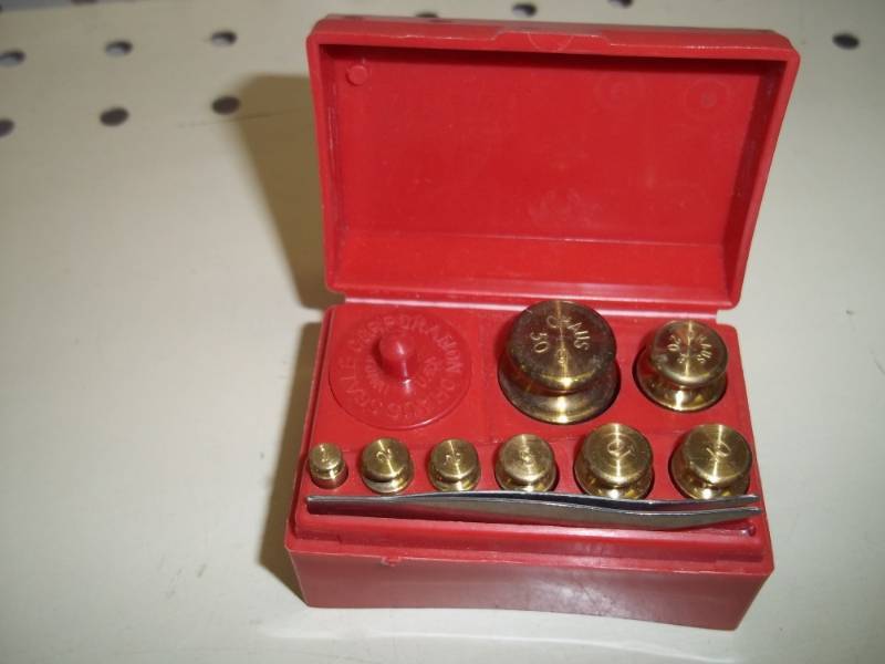 lot 296 image: Scale weights