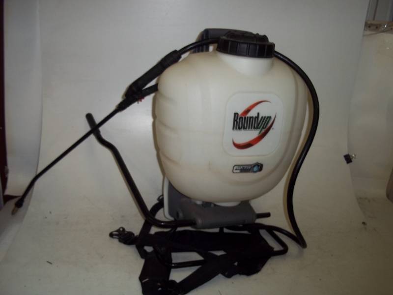lot 307 image: Back Pack Sprayer