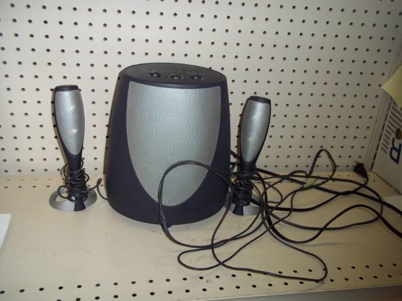 lot 339 image: Surround Sound Speaker System