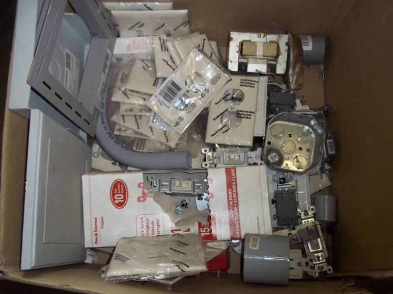 lot 350 image: Assorted Electrical Parts