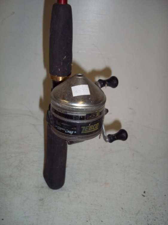 lot 365 image: Fishing Rod & Reel Rhino 33 5.5 ft rod