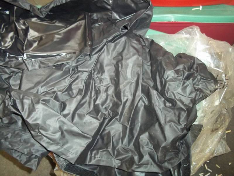 lot 380 image: 60 x 48 Grill Cover