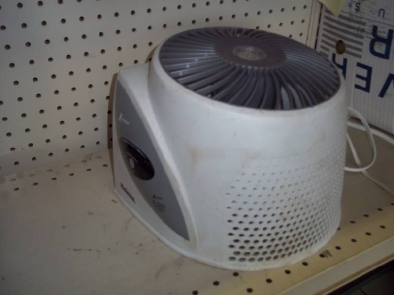 lot 391 image: Fan
