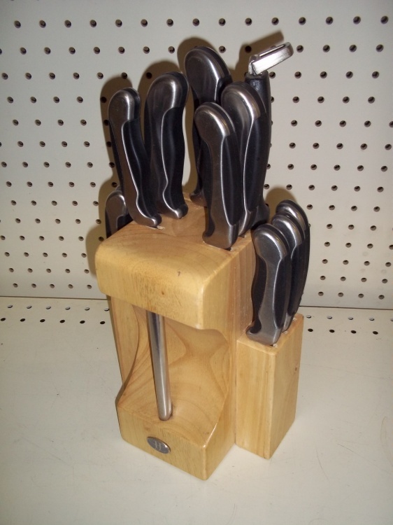lot 399 image: Cutlery Set with Holder