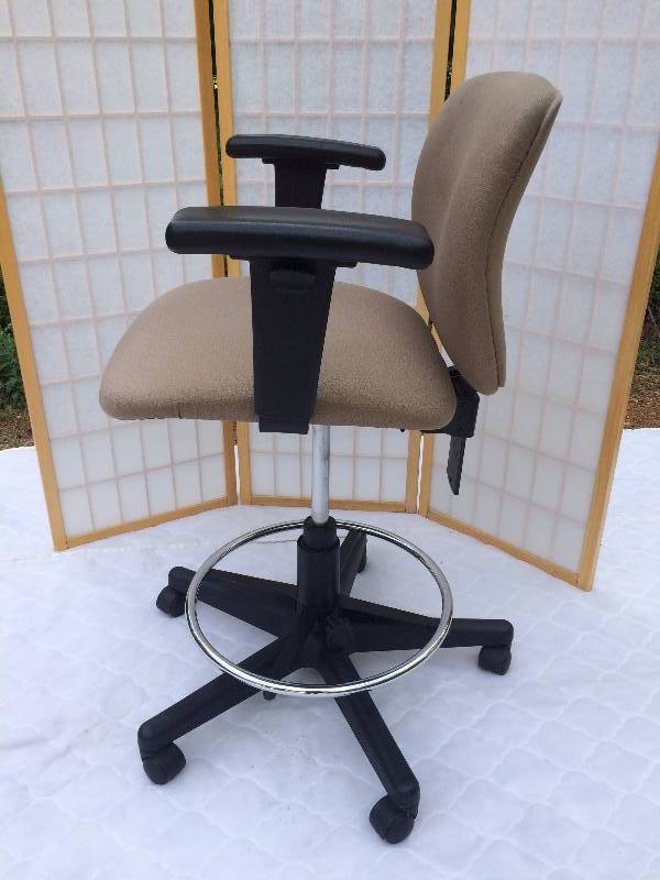 High Quality Sitonit Seating Co Multi-Adjustible & Functional Ergonomic Custom Posture Back Intensive Comfort Extended Stool Task Chair - Retails New $1200.00 Executive Suite Business Home Office Clinic