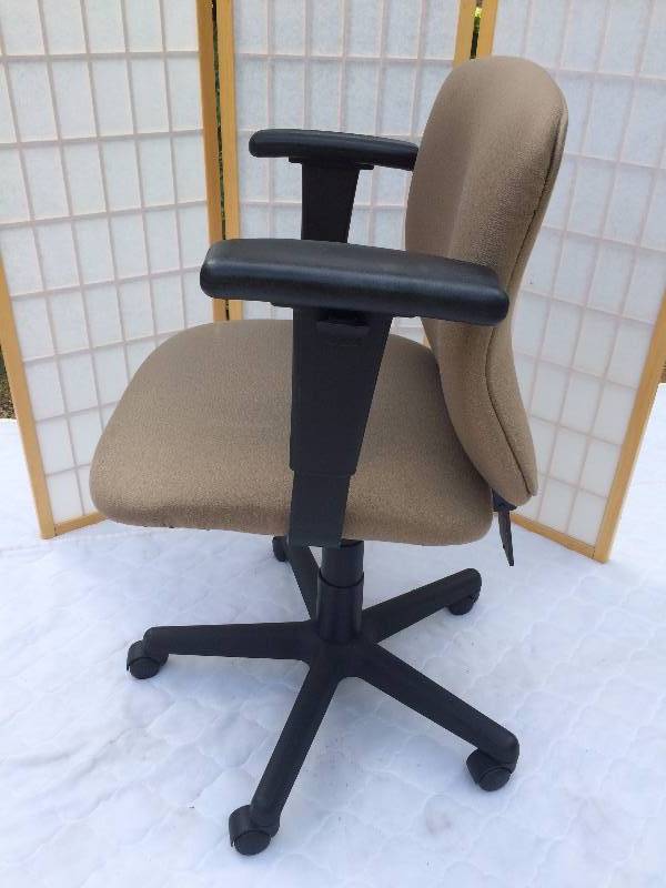 High Quality Sitonit Seating Co Multi-Adjustible & Functional Ergonomic Custom Highback Intensive Comfort Task Chair - Retails New $900.00 Executive Suite Business Home Office Clinic