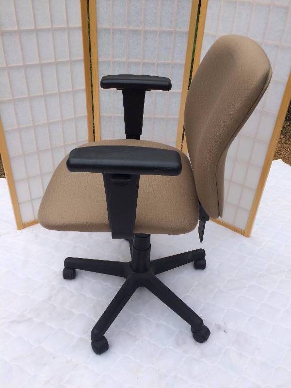 High Quality Sitonit Seating Co Multi-Adjustible & Functional Ergonomic Custom Highback Intensive Comfort Task Chair - Retails New $900.00 Executive Suite Business Home Office Clinic