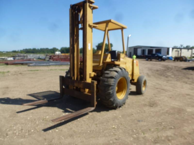 Case 586E Forklift