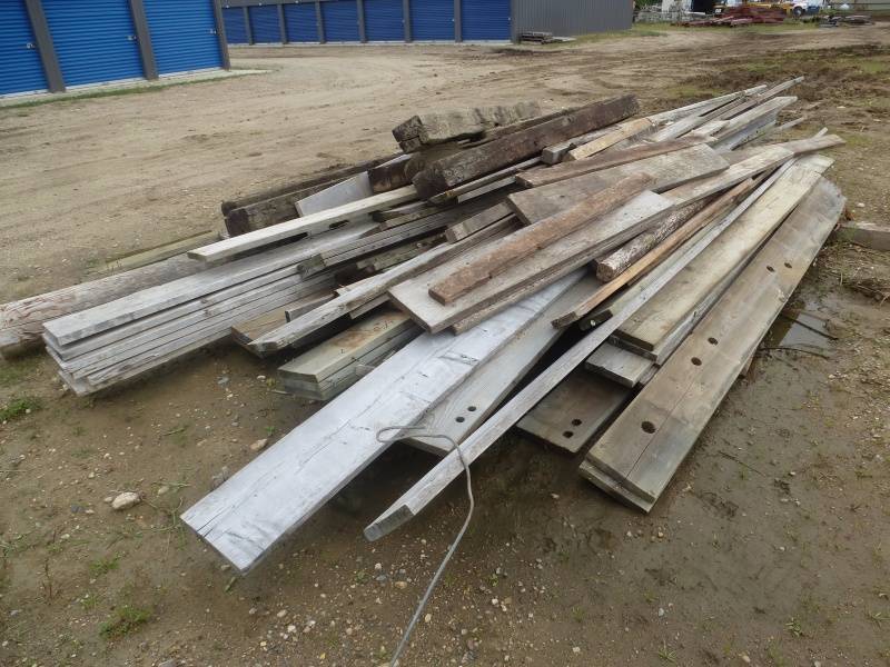 Assorted Planks & Ties