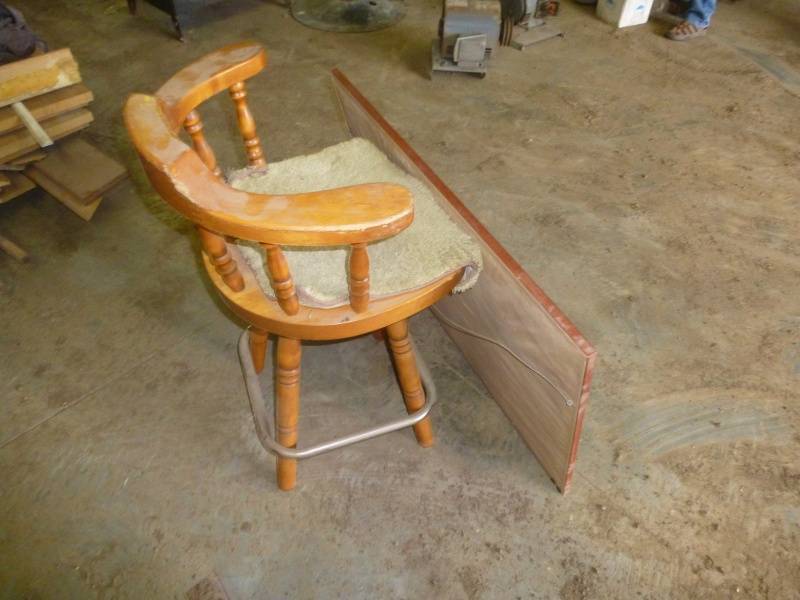 Bar Chair & Picture