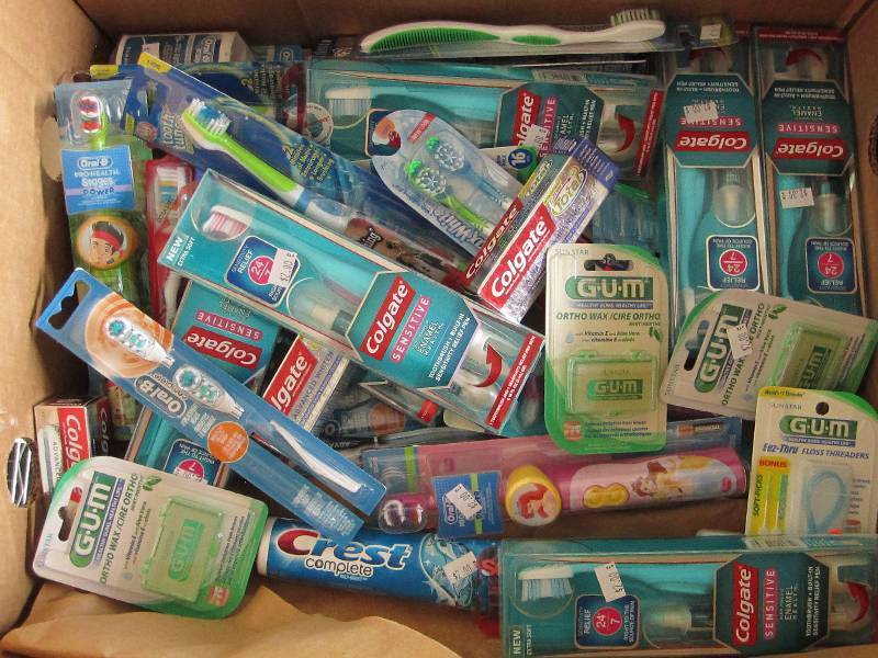 lot 69 image: Lot of kids toothbrushes and orthod...