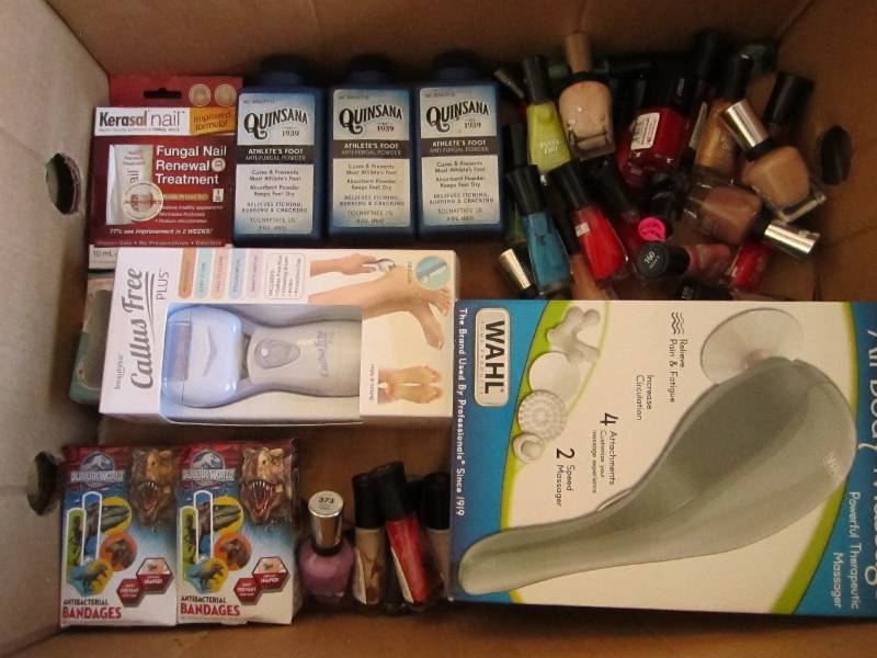 lot 81 image: Box of cosmetics health and eauty p...