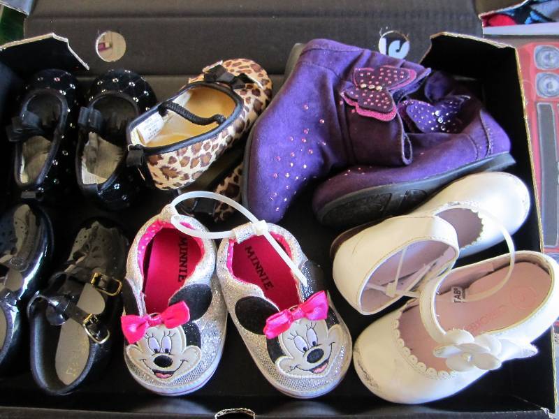 lot 110 image: Lot of baby shoes...
