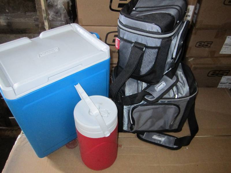 lot 118 image: Lot of coolers, all new, Coleman, 2...