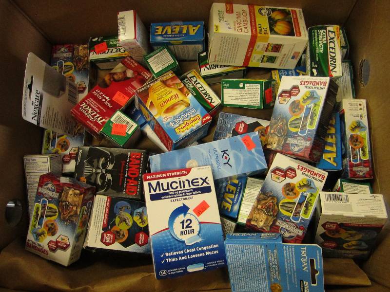 lot 122 image: Lot of bandaids and health products...