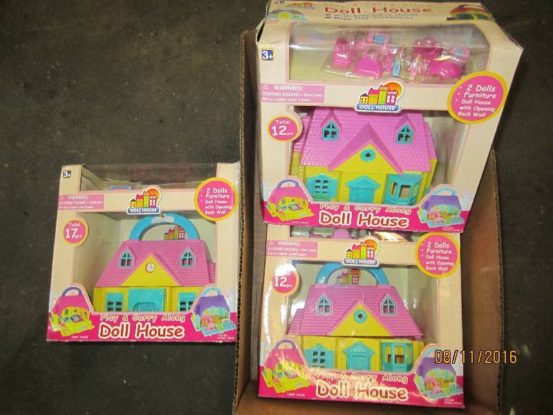 lot 144 image: 3 dollhouse toys...