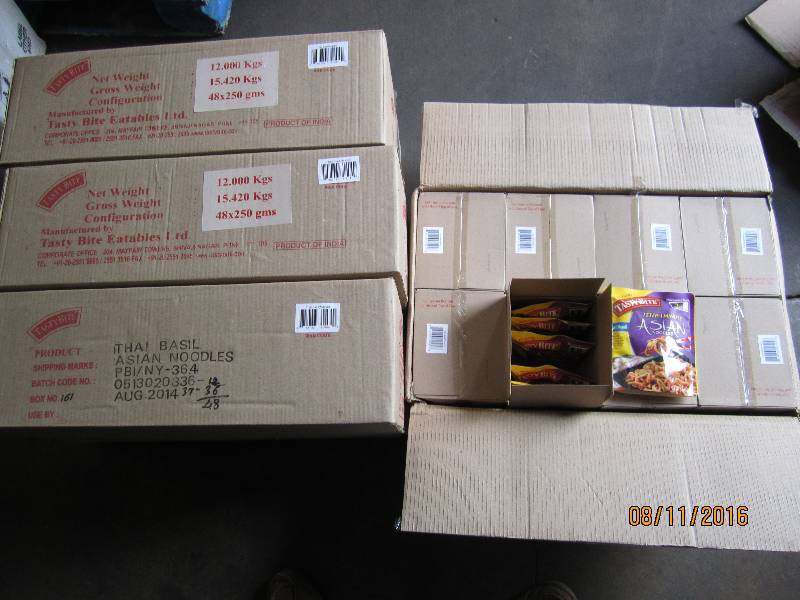 lot 187 image: Lot of 4 cases, each case contains ...
