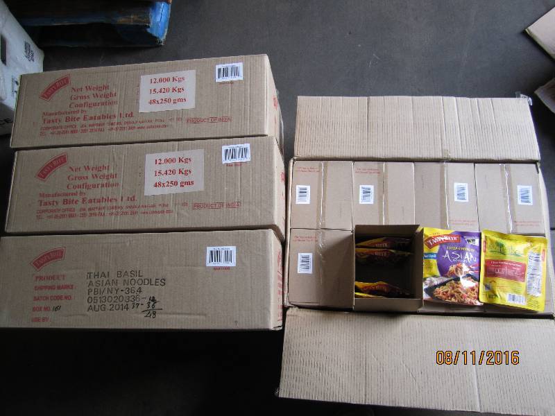 lot 191 image: Lot of 4 cases, each case contains ...