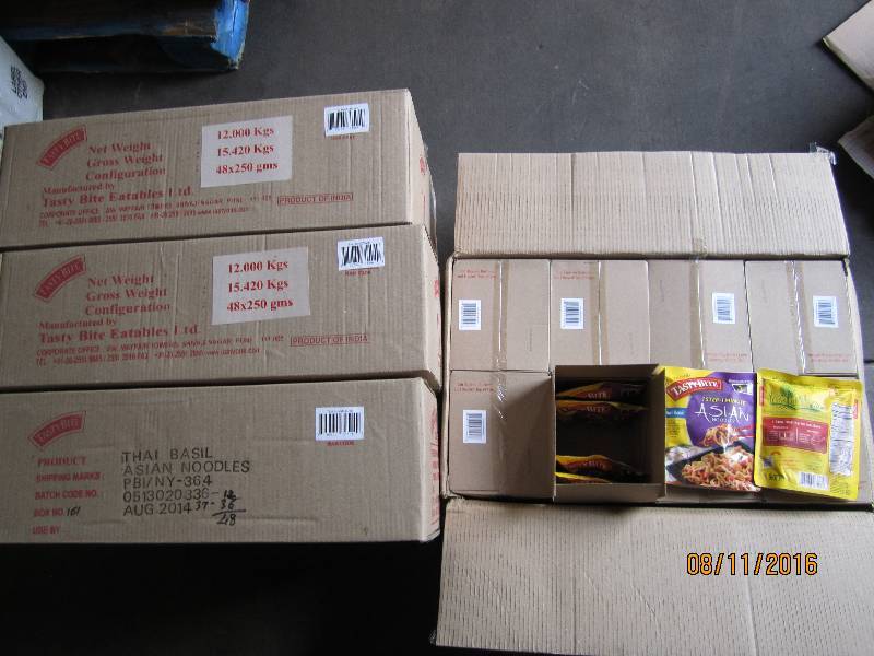lot 192 image: Lot of 4 cases, each case contains ...