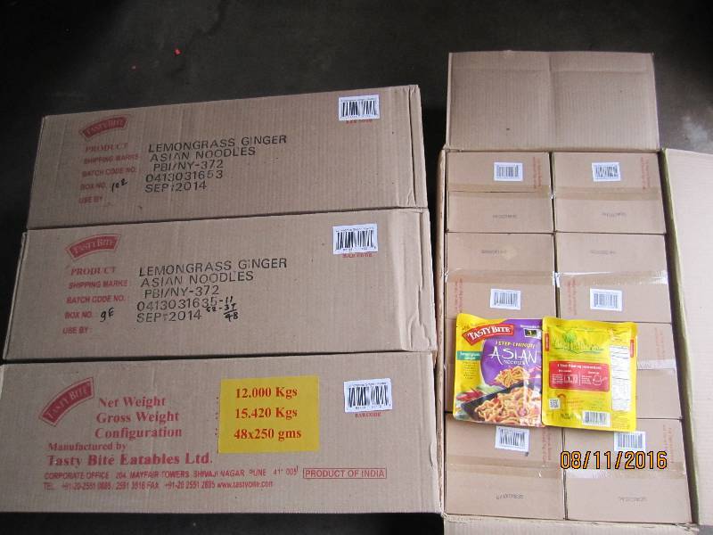 lot 202 image: Lot of 4 cases, each case contains ...