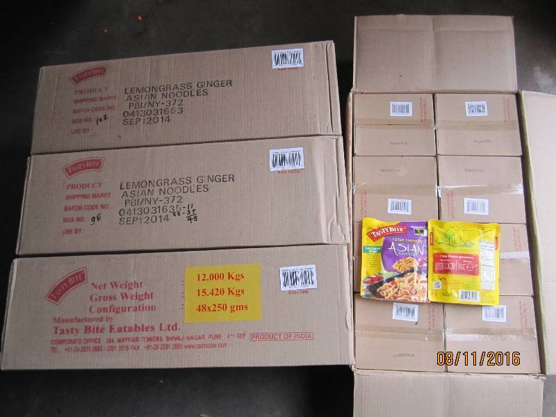 lot 204 image: Lot of 4 cases, each case contains ...