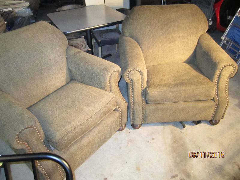 lot 30 image: 2 nice condition upholstered arm ch...