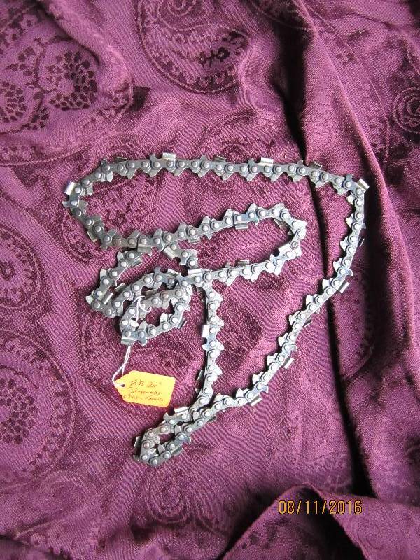 lot 44 image: 20 Jonesred chain saw blade38 x 0...