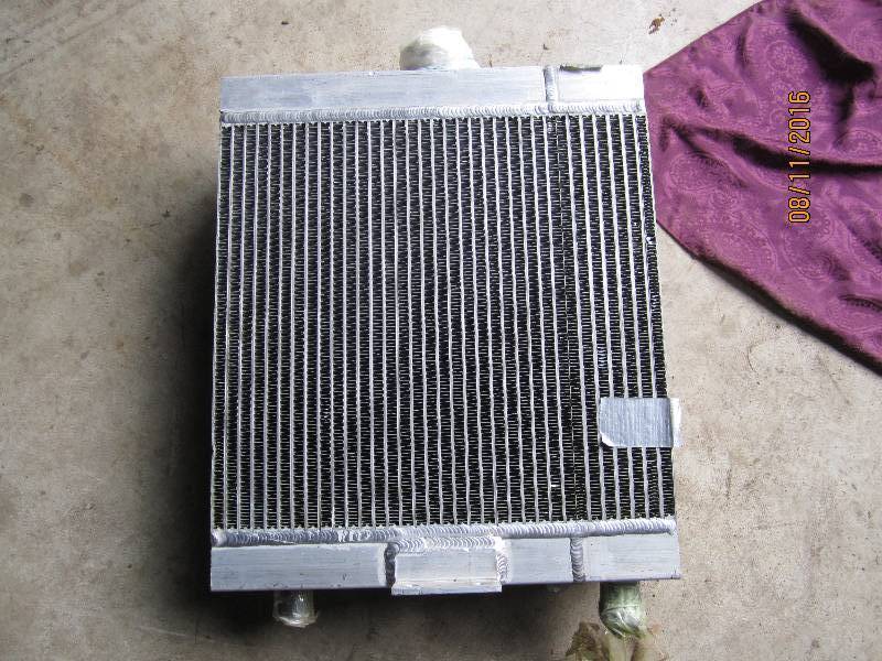 lot 45 image: Aluminum radiator used very little ...