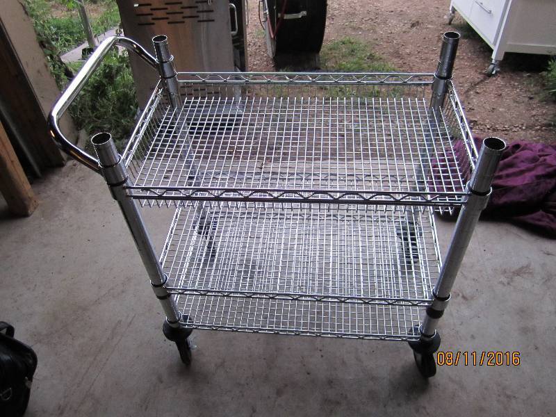 lot 238 image: Clean metal cart on wheels 30 x 18...