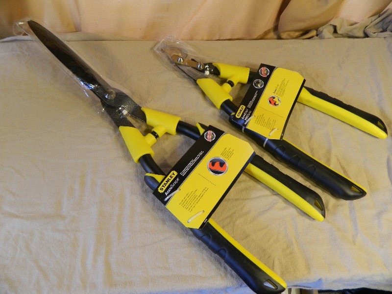 New 29 Shears and 23 Lopper