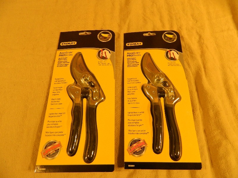 2 New Stanley Hybrid Forged Bypass Pruners