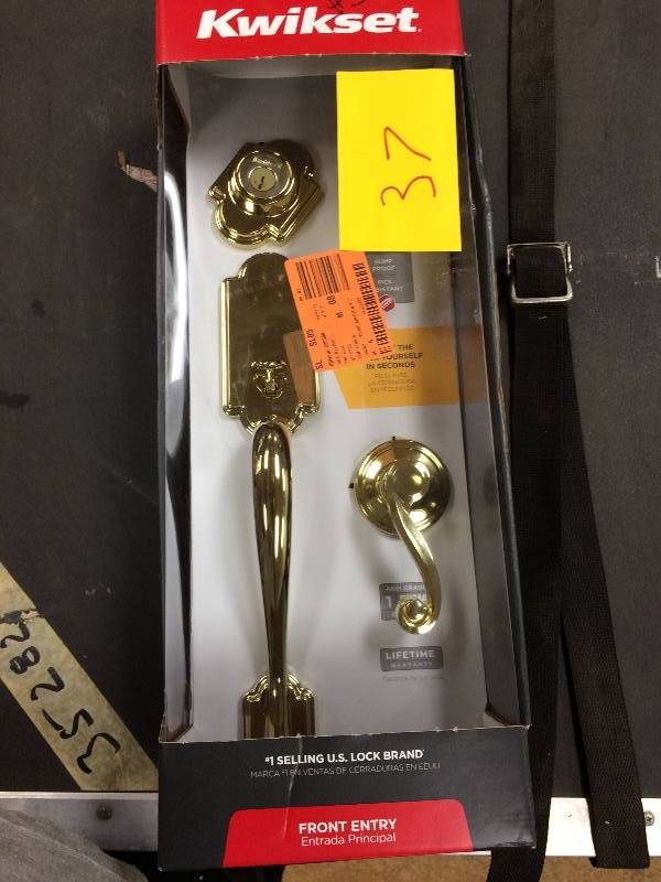 lot 37 image: Kwikset Arlington Single Cylinder Lifetime Polished Brass Handleset with Lido Lever Featuring SmartKey
