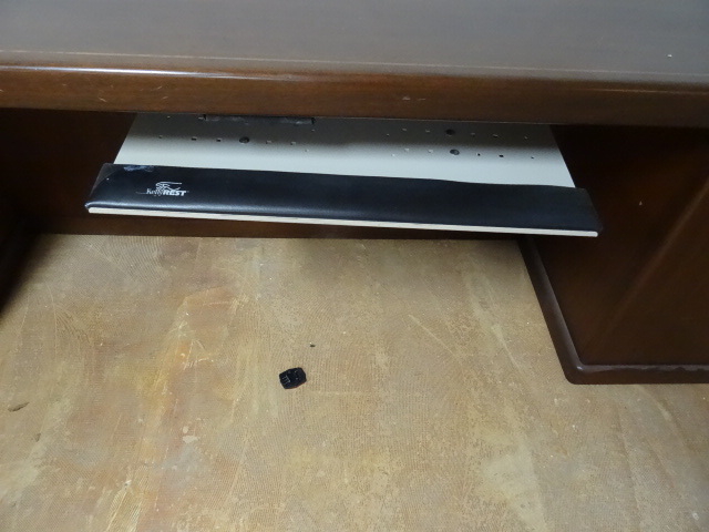 lot 23 image: Office Desk Pull Out Keyboard Tray