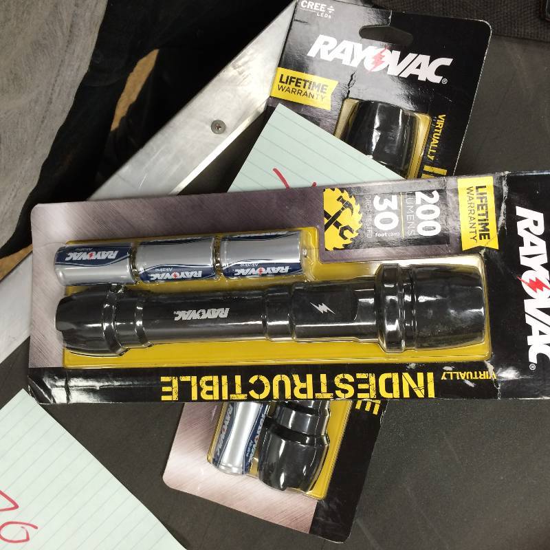 lot 71 image: Rayobac Indestructible Flash Light