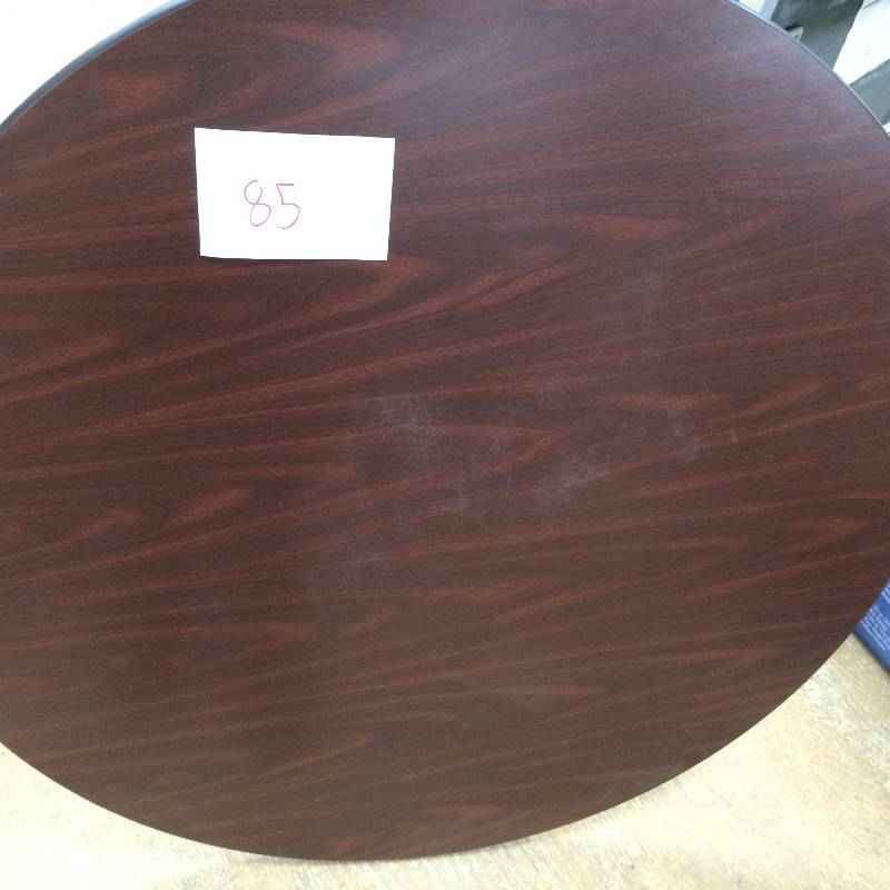 lot 85 image: 42 Round with metal base ideal for break rooms or or small conference rooms