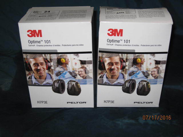 lot 18 image: 2 - 3M Peltor Optime 101 Helmet Attachable Earmuff for EarHearing Protection.in Box