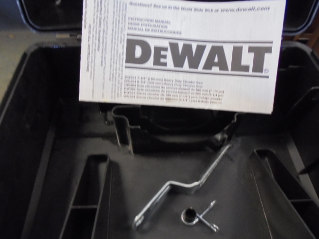 lot 86 image: Dewalt 7 14 Circular Saw