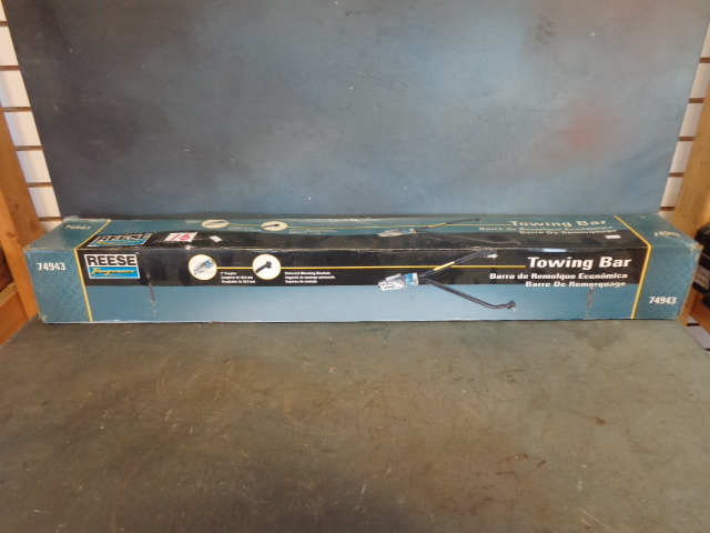 lot 16 image: Towing Bar